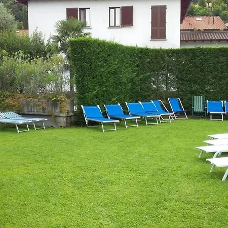 Casa Beach: Pool, 100m Lake & Near City *