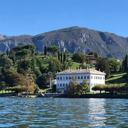 Casa Beach: Pool, 100m Lake & Near City