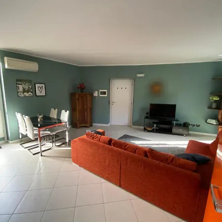 Casa Beach: Pool, 100m Lake & Near City Apartment Bellagio