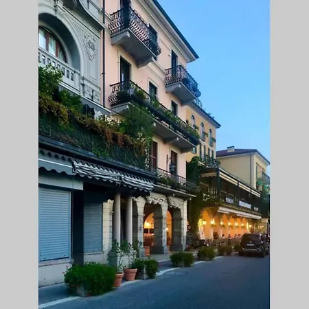 Casa Beach: Pool, 100m Lake & Near City Bellagio